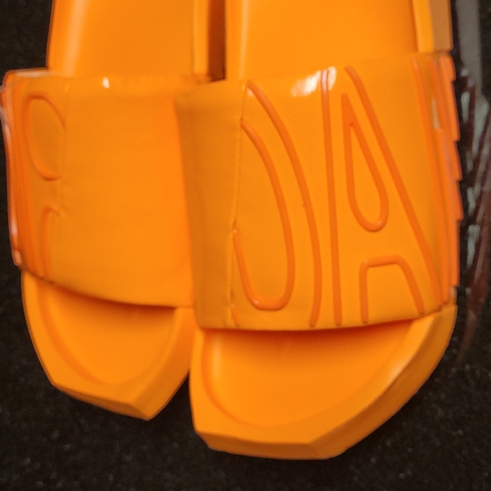 Jordan NOLA Slide - Picture 4 of 6